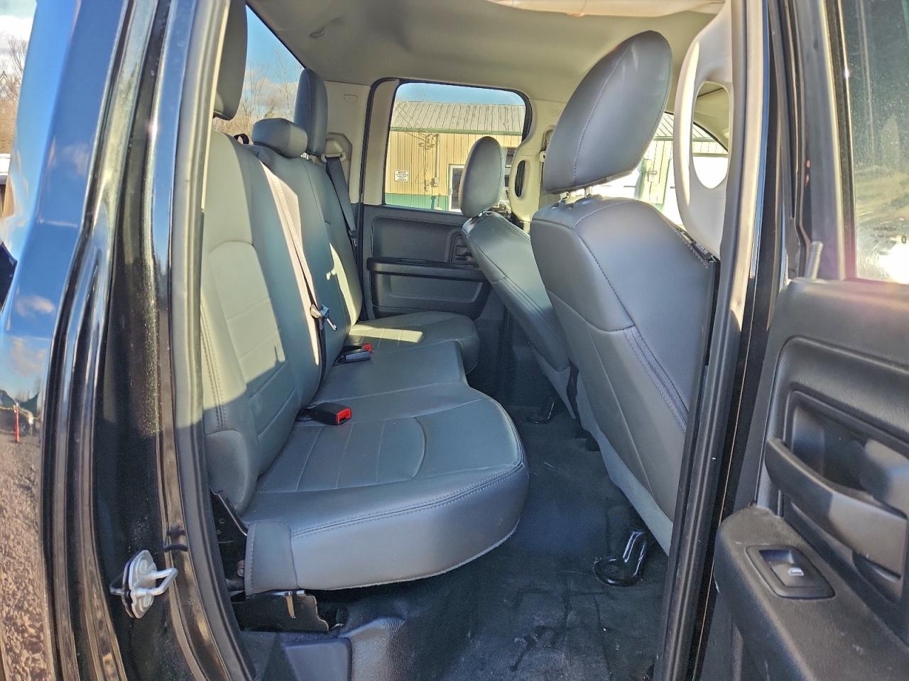 2017 Ram 1500 St VIN: 1C6RR6FG9HS603783 Lot: 94302365