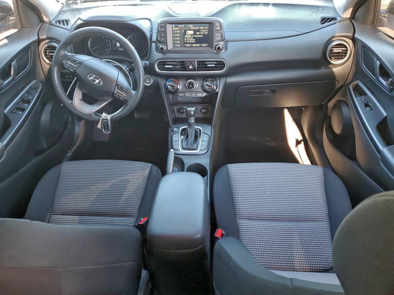 2021 Hyundai Kona Sel VIN: KM8K22AA3MU615593 Lot: 94303155