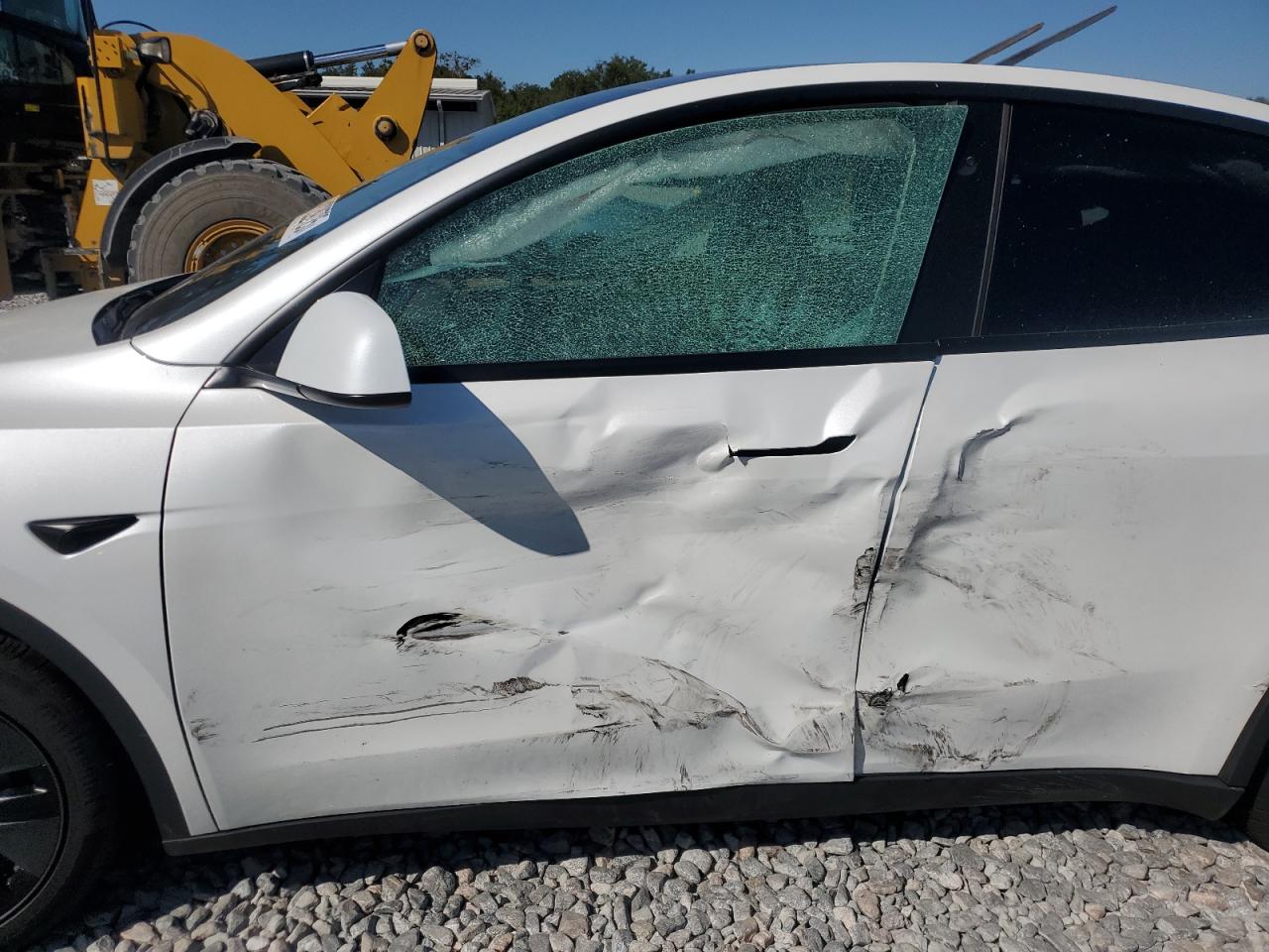 2025 Tesla Model Y VIN: 7SAYGAEE5SF289828 Lot: 91239725