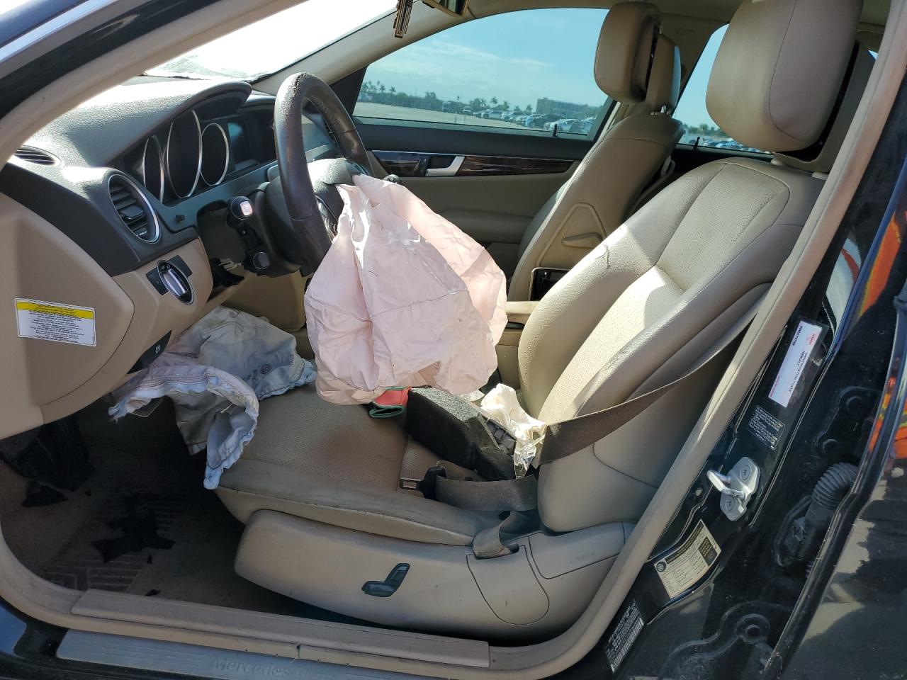 2013 Mercedes-Benz C 250 VIN: WDDGF4HB0DR272629 Lot: 92302925