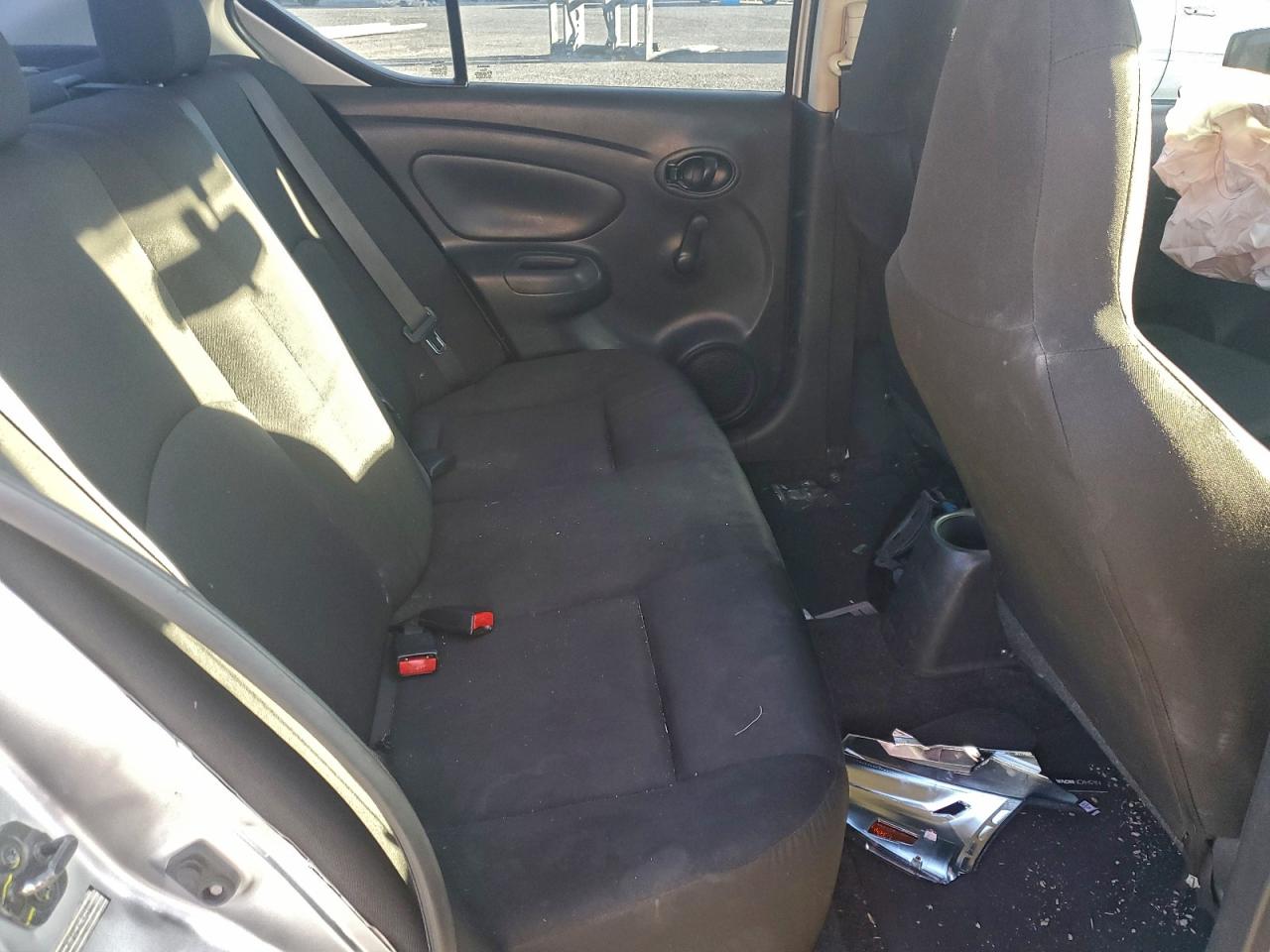 2017 Nissan Versa S VIN: 3N1CN7APXHL904880 Lot: 94777515