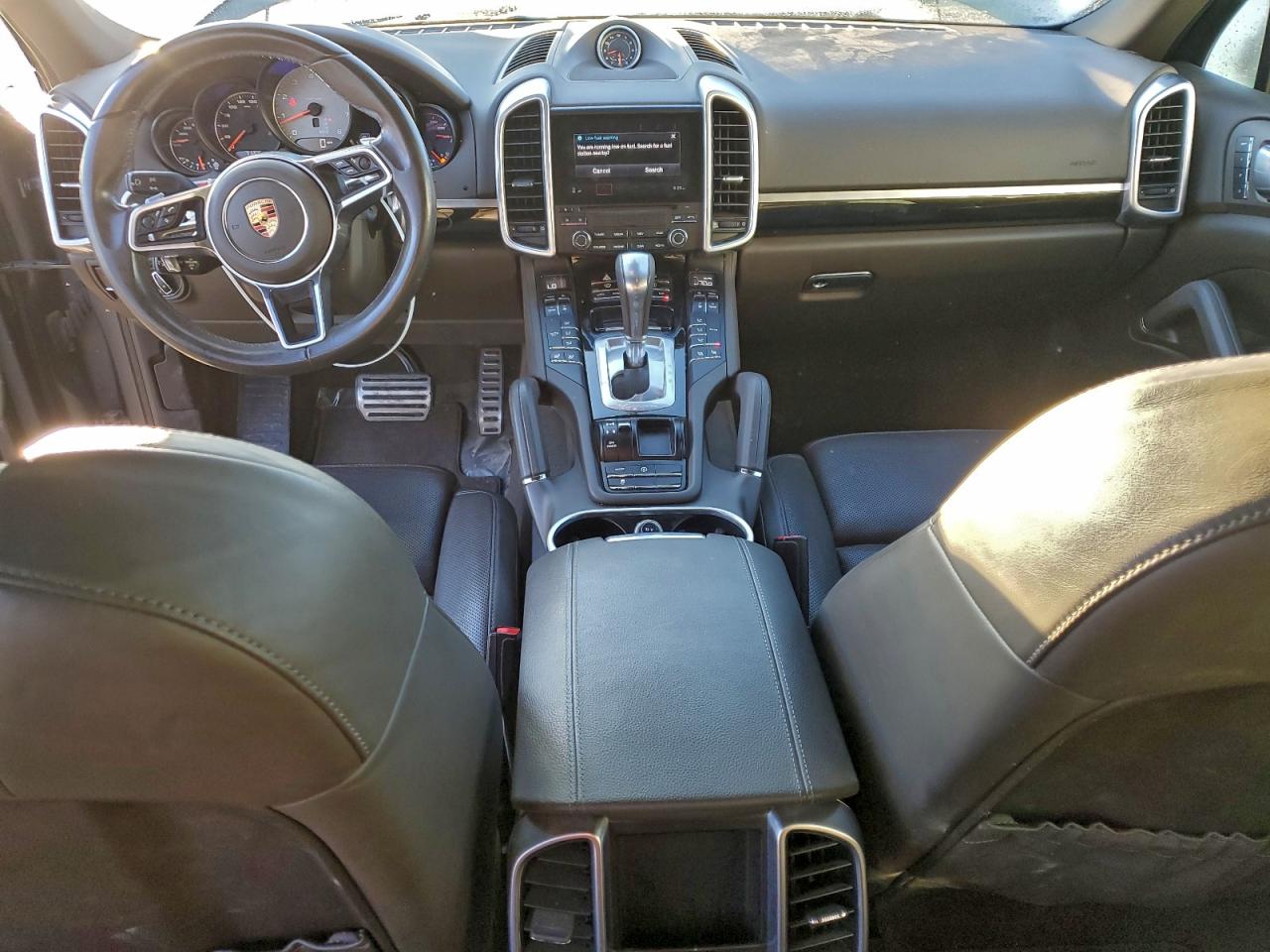 2017 Porsche Cayenne S VIN: WP1AB2A23HLA53617 Lot: 92751715