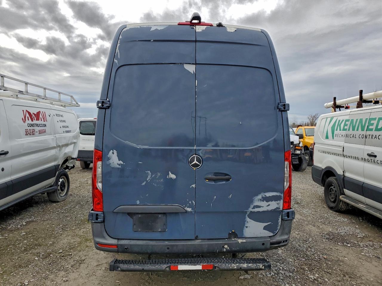 2019 Mercedes Benz Sprinter Delivery Van VIN: WD4PF1CDXKP133690 Lot: 89668025