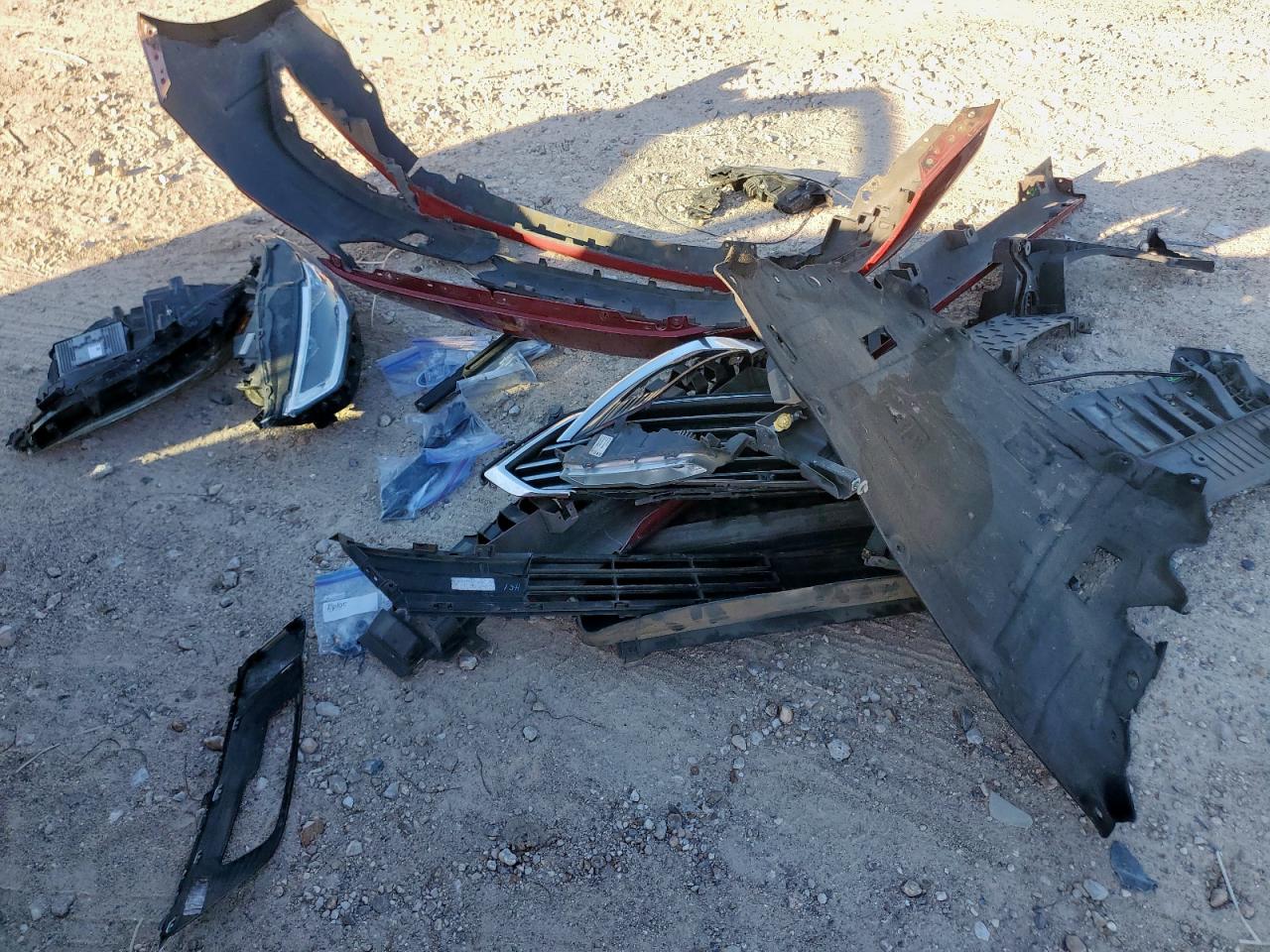 2018 Ford Fusion Titanium/Platinum Hev VIN: 3FA6P0RU3JR140997 Lot: 91221295