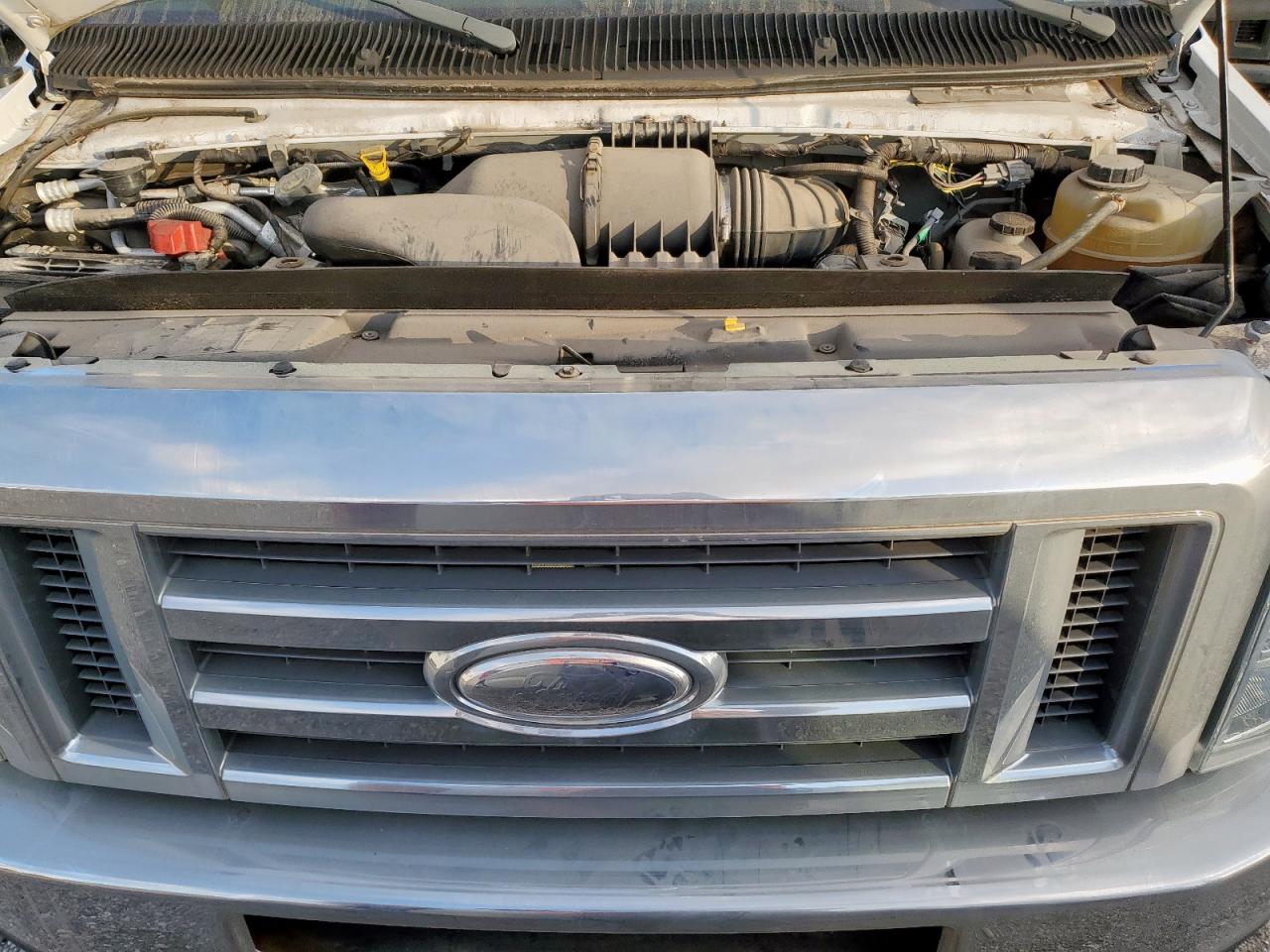 2016 Ford Econoline E450 Super Duty Cutaway Van VIN: 1FDFE4FS1GDC10701 Lot: 92641865