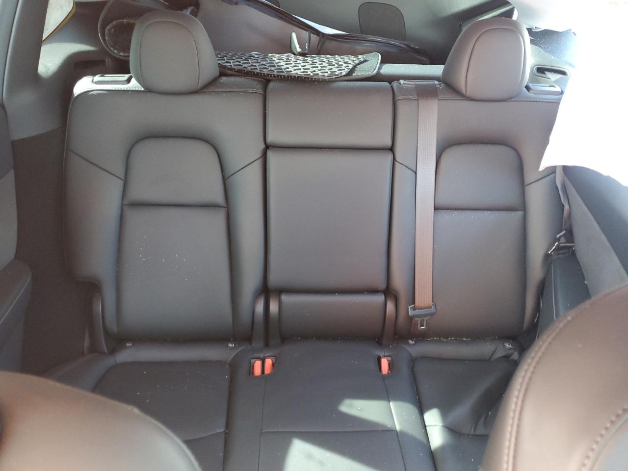 2024 Tesla Model Y VIN: 7SAYGDEE2RA227375 Lot: 91662385