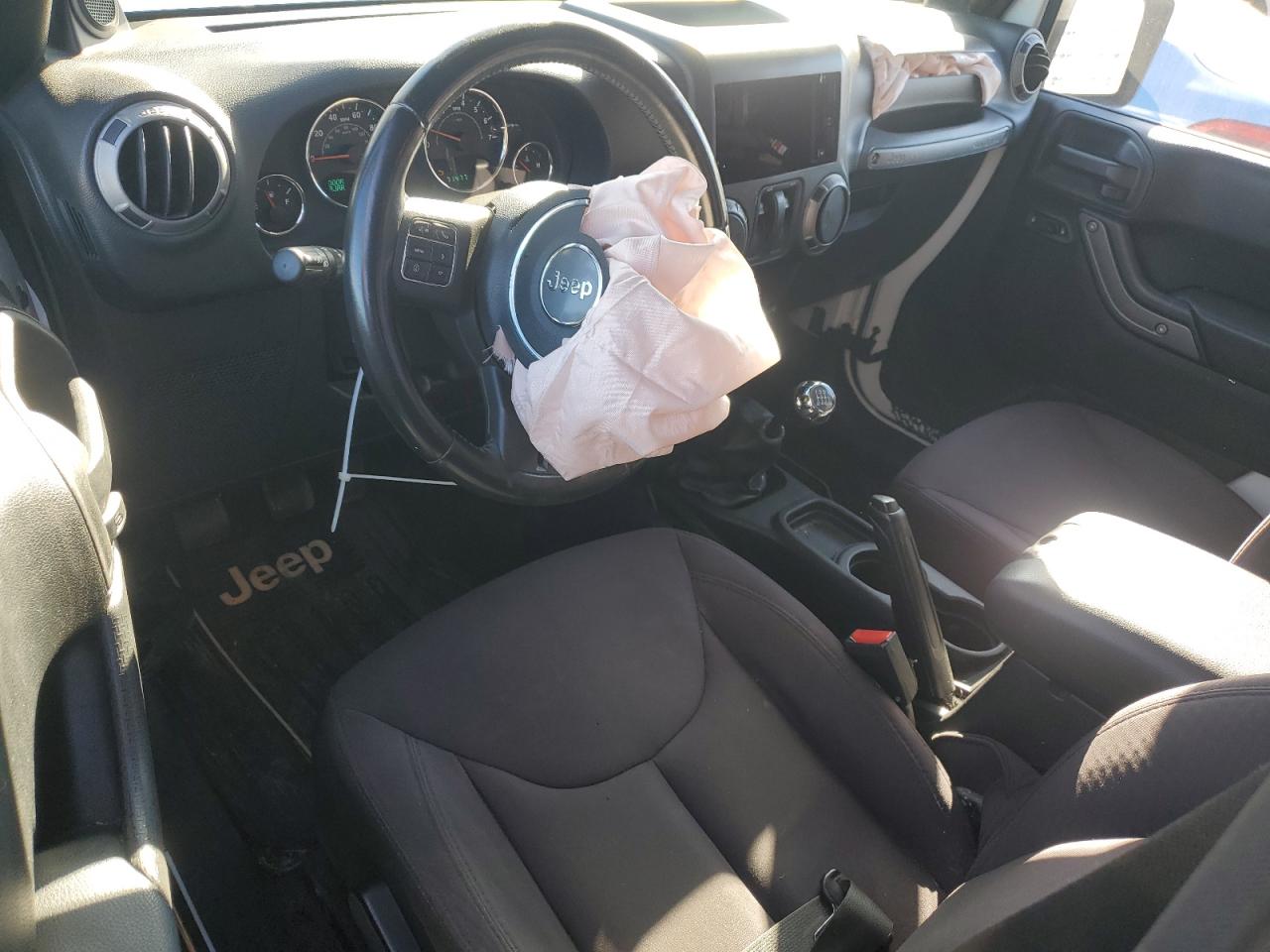 2014 Jeep Wrangler Sport VIN: 1C4AJWAG5EL185118 Lot: 91568885