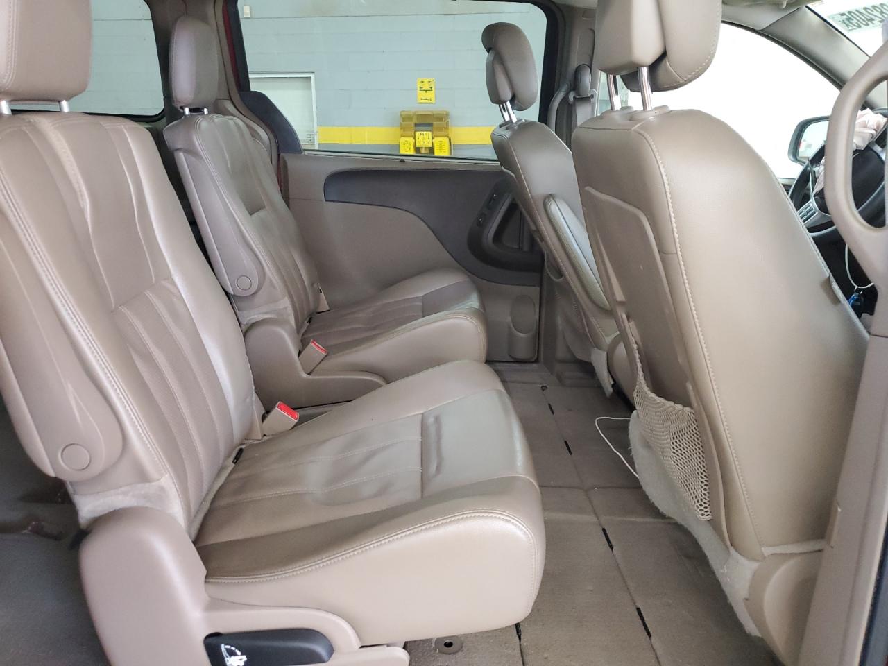 2014 Chrysler Town & Country Touring L VIN: 2C4RC1CGXER198631 Lot: 93282405