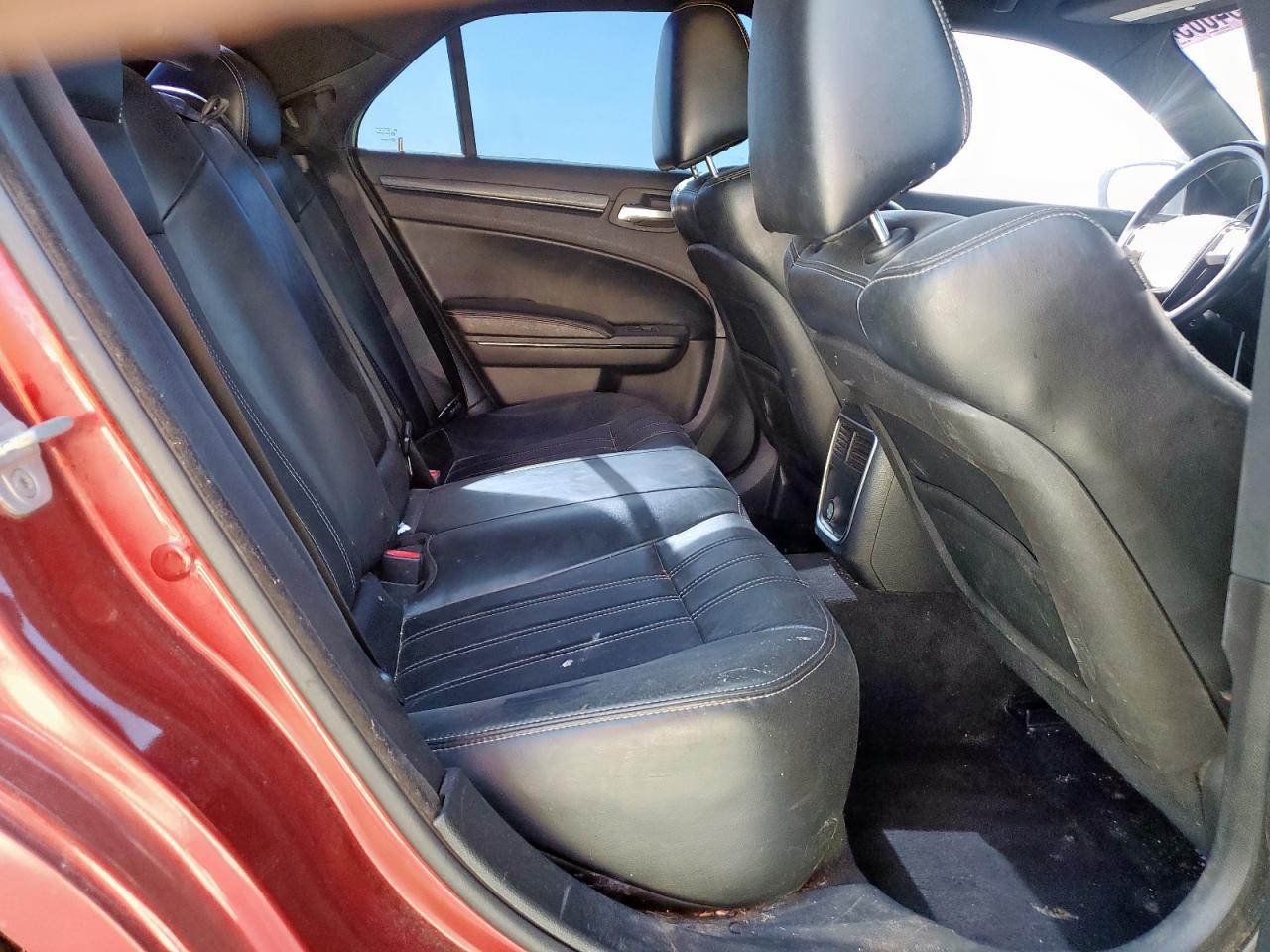 2013 Chrysler 300 S VIN: 2C3CCABG8DH668882 Lot: 92454065