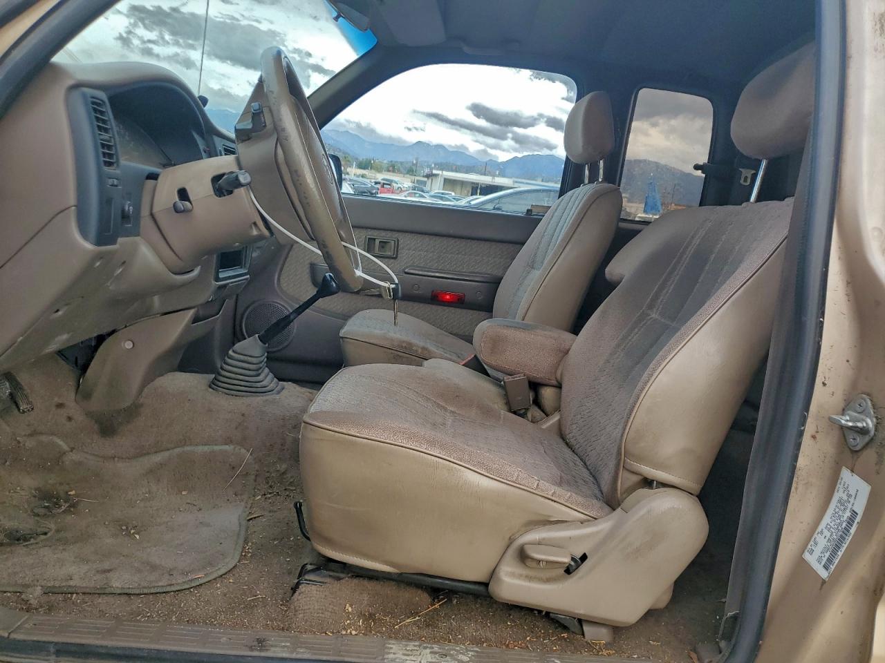 1995 Toyota Tacoma Xtracab VIN: 4TAUN53B2SZ017938 Lot: 94100295