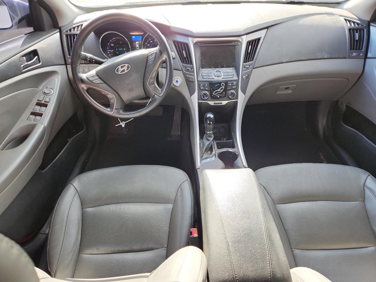 2015 Hyundai Sonata Hybrid VIN: KMHEC4A49FA132341 Lot: 92383745