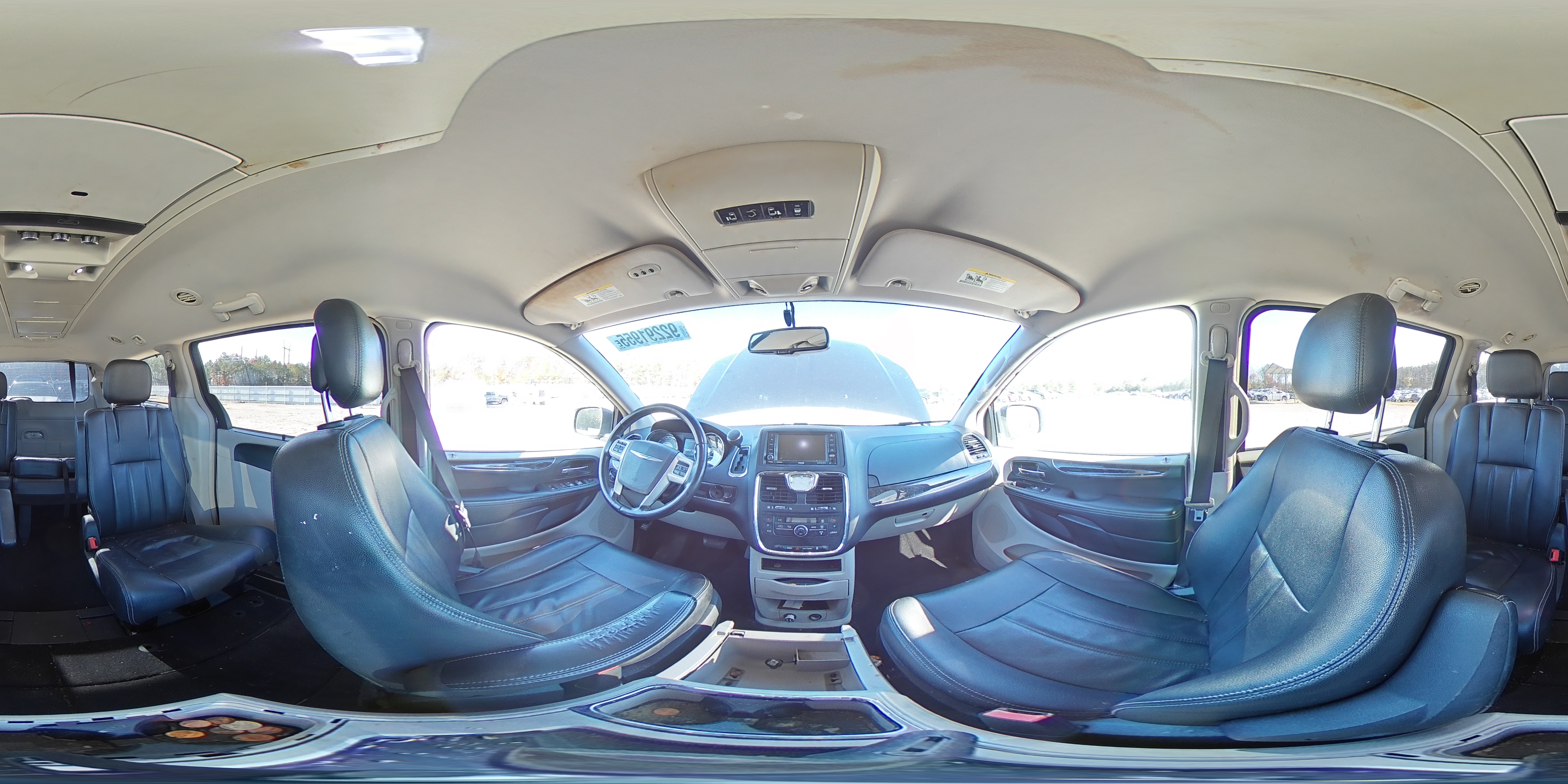 2015 Chrysler Town & Country Touring VIN: 2C4RC1BGXFR662942 Lot: 92291955