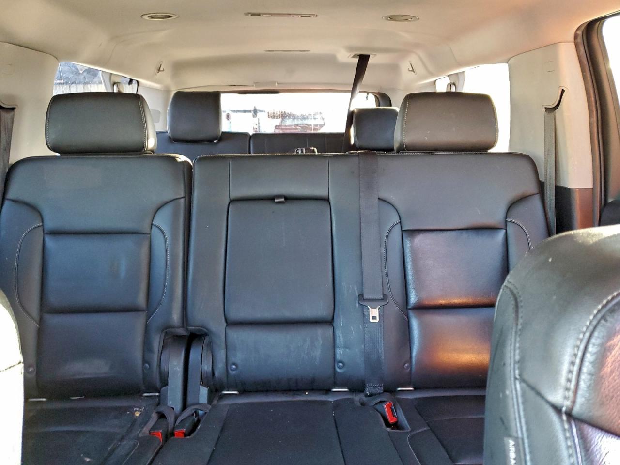 2018 Chevrolet Suburban K1500 Lt VIN: 1GNSKHKC8JR365815 Lot: 94064805