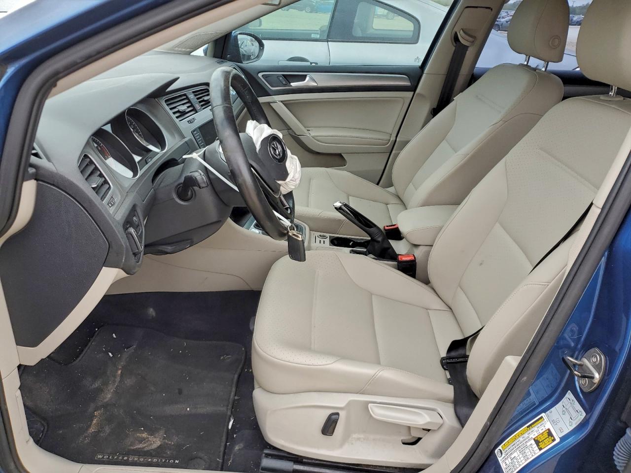 2017 Volkswagen Golf S VIN: 3VW117AU5HM002926 Lot: 94170995