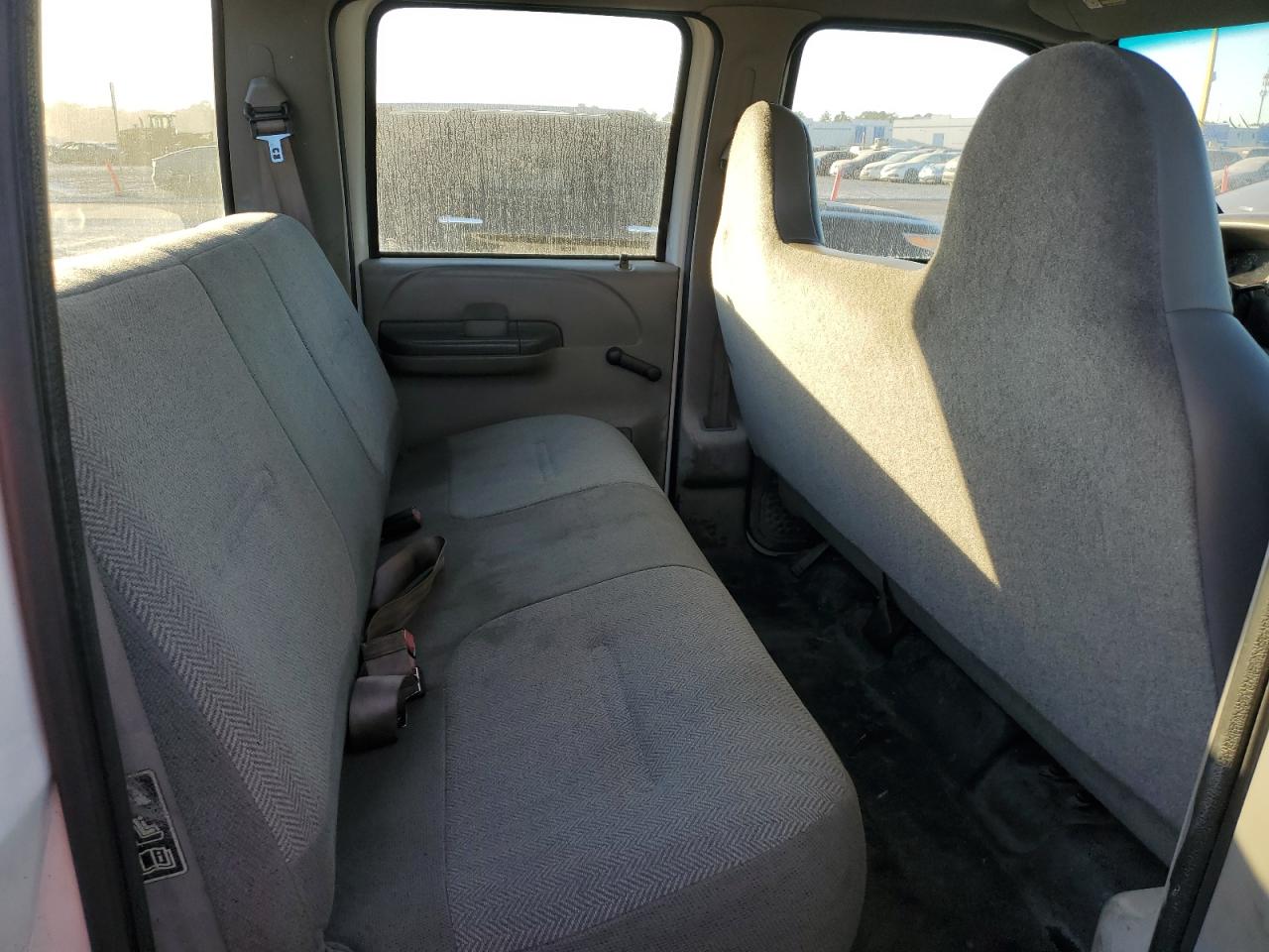 2000 Ford F350 Srw Super Duty VIN: 1FTSW30F8YEA42511 Lot: 92686415