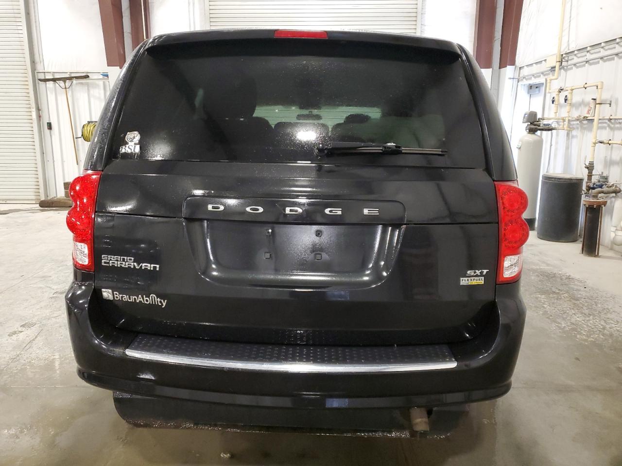 2014 Dodge Grand Caravan Sxt VIN: 2C4RDGCG8ER140484 Lot: 92044635
