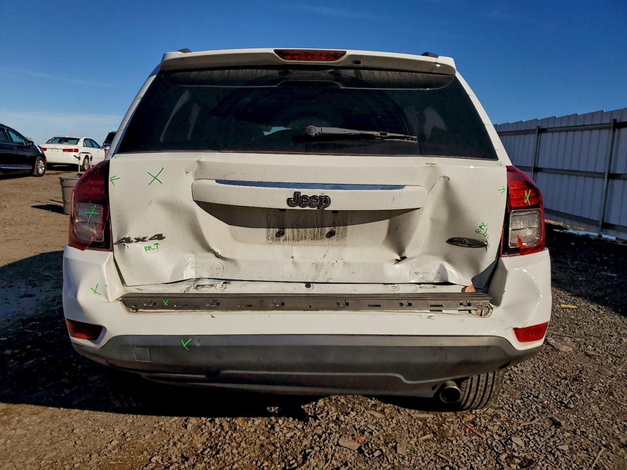 2016 Jeep Compass Latitude VIN: 1C4NJDEB4GD751156 Lot: 93605525