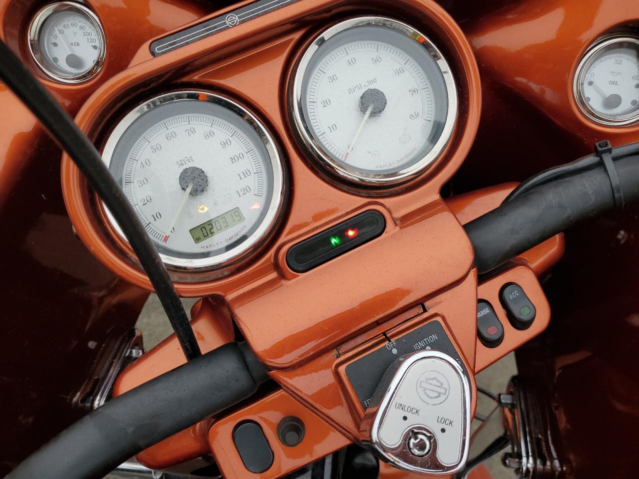 2013 Harley-Davidson Fltrx Road Glide Custom VIN: 1HD1KHM15DB669454 Lot: 93131875