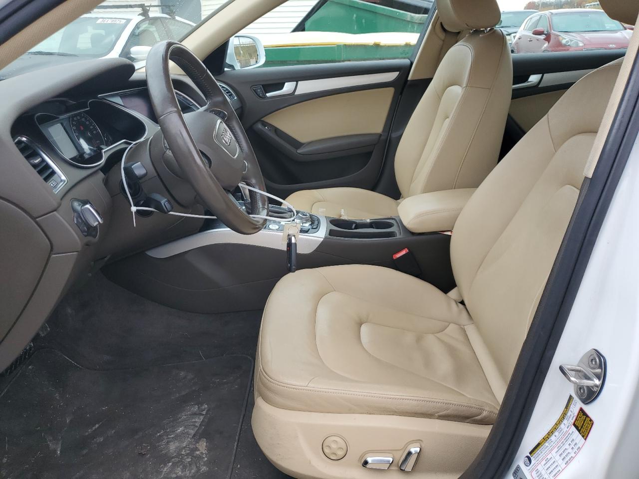 2013 Audi A4 Premium Plus VIN: WAUFFAFL7DA069569 Lot: 90657835