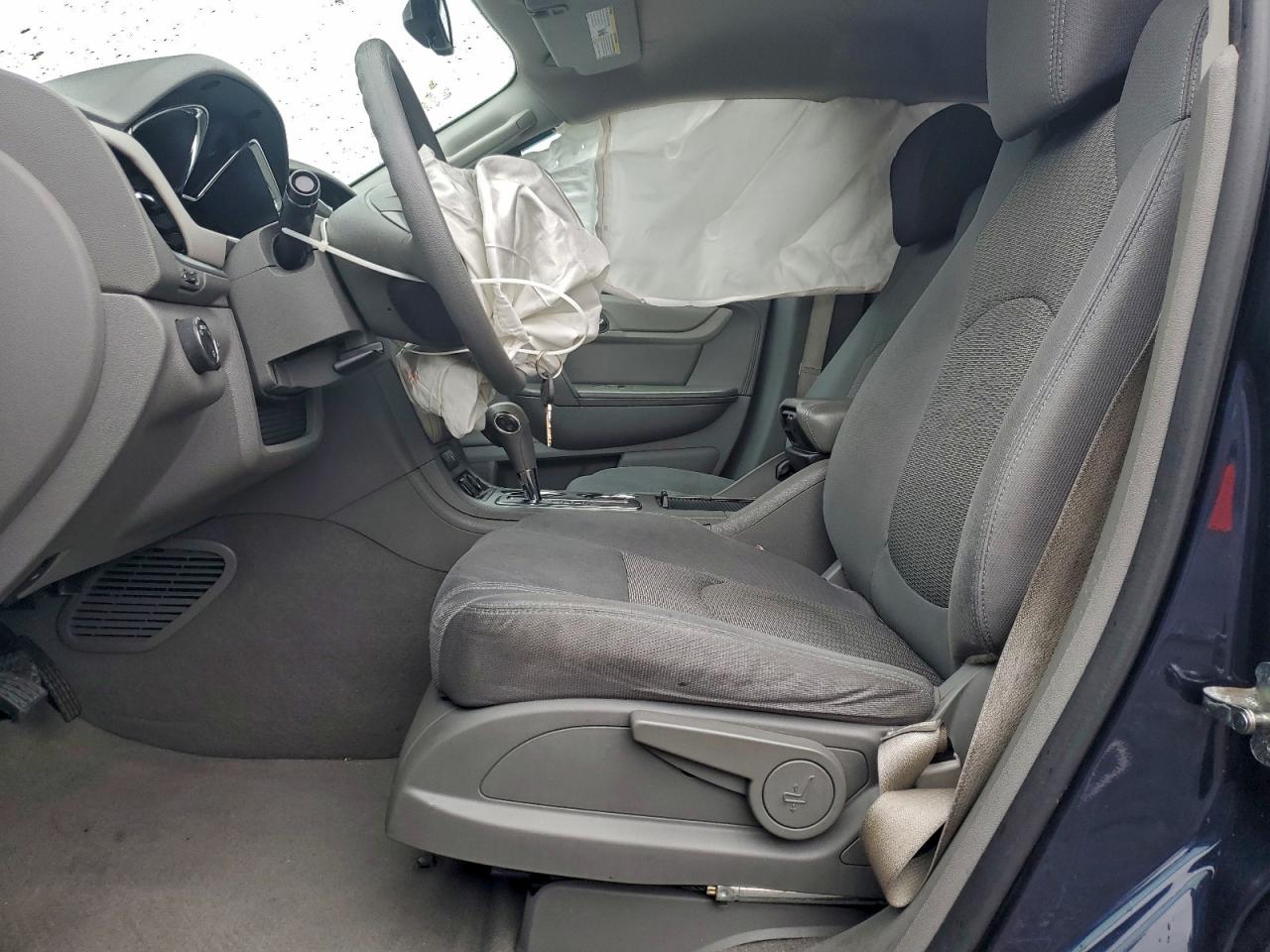 2016 Chevrolet Traverse Ls VIN: 1GNKRFED5GJ314333 Lot: 94134135