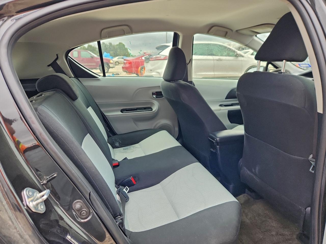 2014 Toyota Prius C VIN: JTDKDTB39E1568612 Lot: 93739855