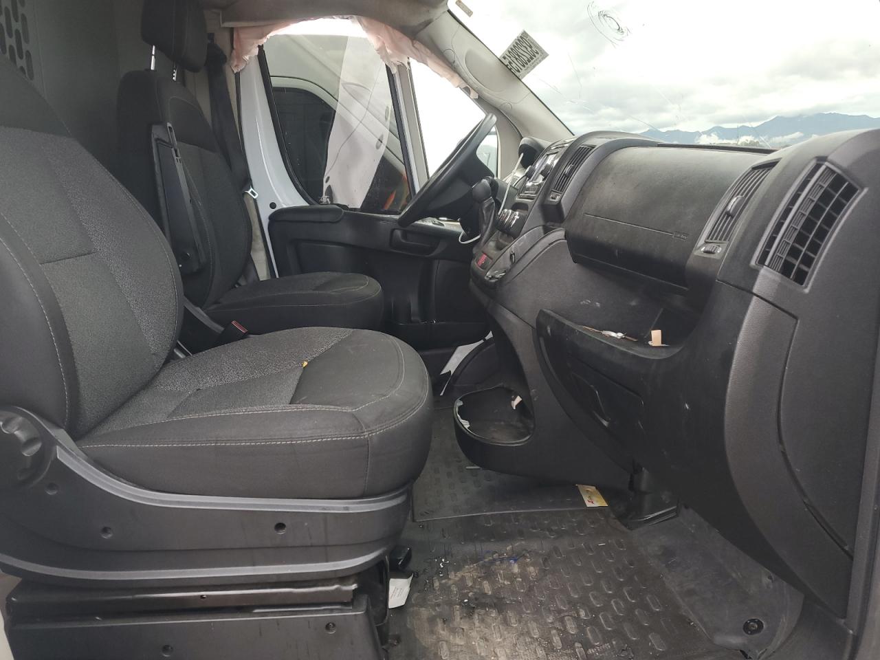 2017 Ram Promaster 1500 Delivery Van VIN: 3C6TRVAGXHE542728 Lot: 93228815