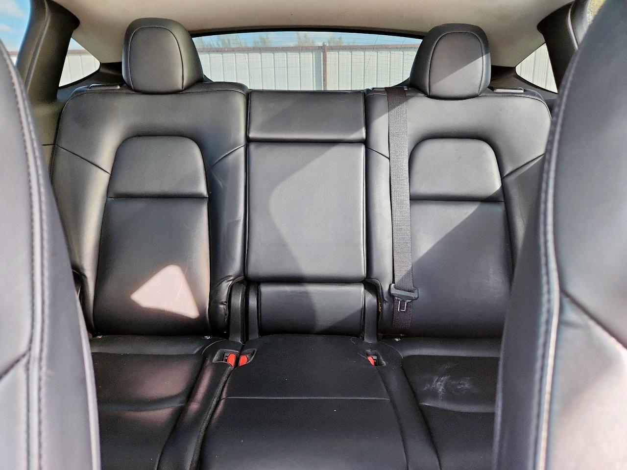 2021 Tesla Model Y VIN: 5YJYGAEE5MF263259 Lot: 91664485