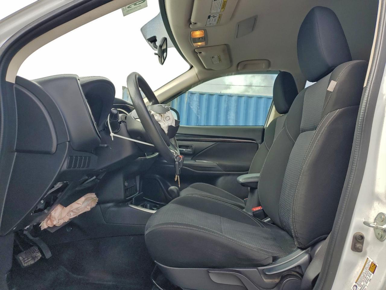 2019 Mitsubishi Outlander Es VIN: JA4AD2A34KZ005563 Lot: 94130665