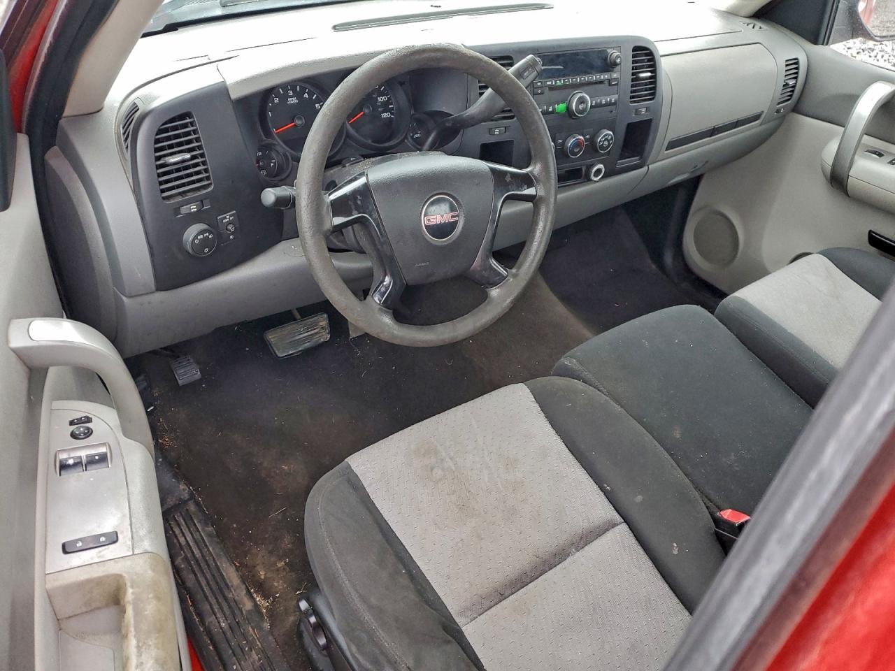 2008 GMC Sierra C1500 VIN: 1GTEC14X08Z273697 Lot: 94335485