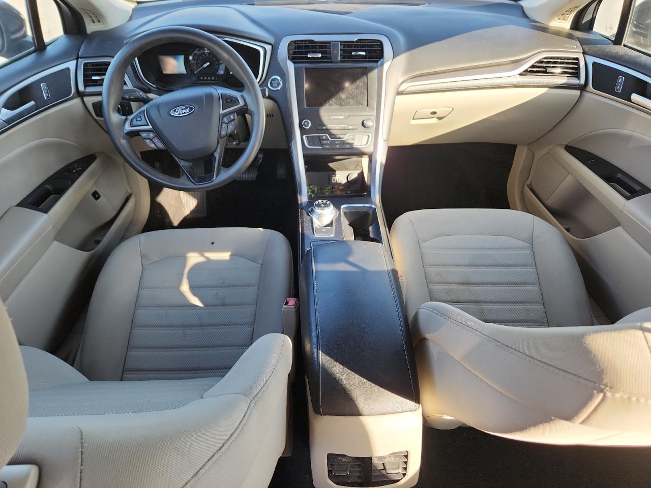 2020 Ford Fusion Se VIN: 3FA6P0LU5LR215405 Lot: 93619065