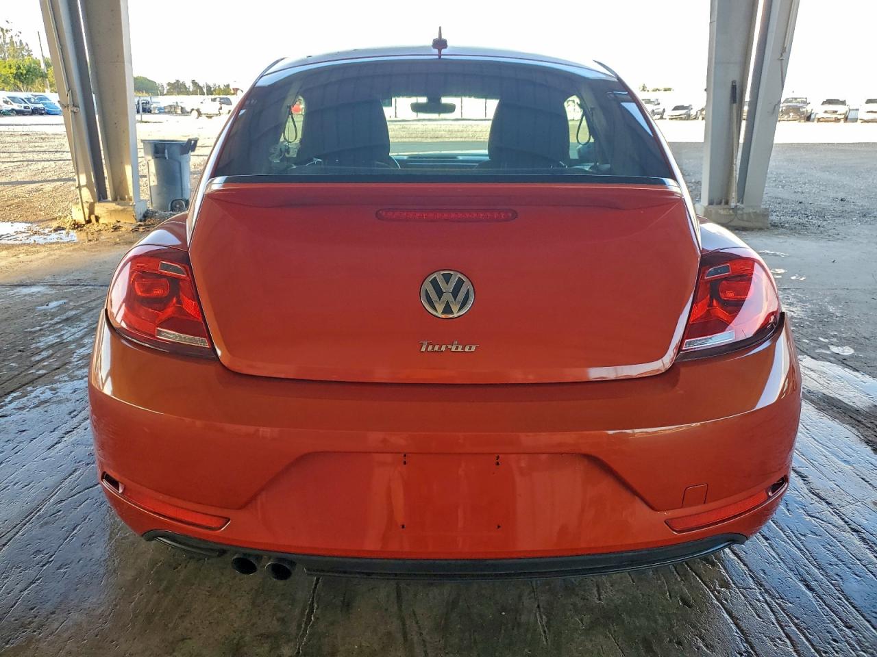 2017 Volkswagen Beetle 1.8T VIN: 3VWF17AT1HM623240 Lot: 94229405