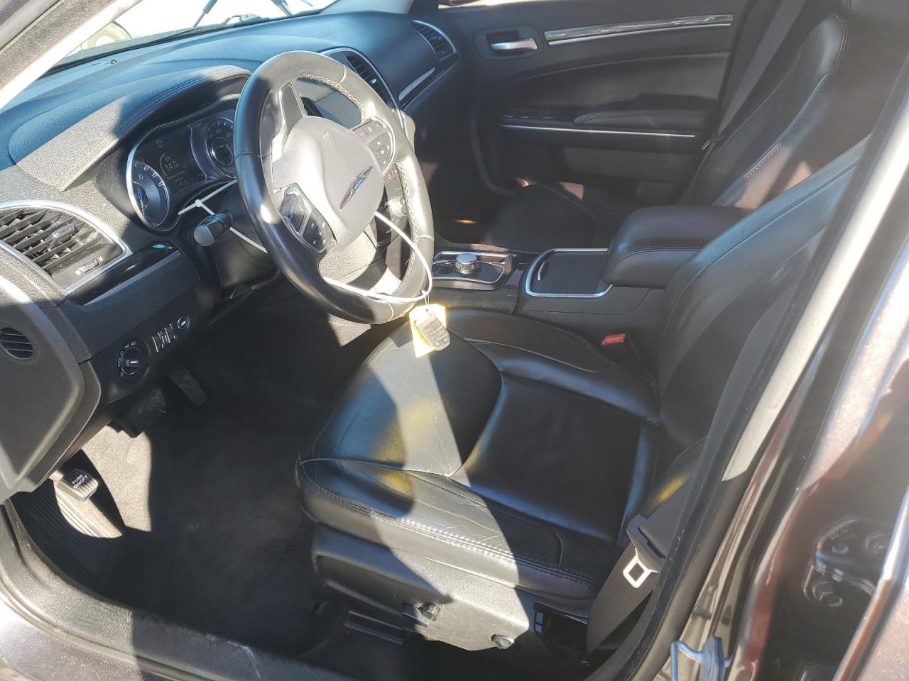 2016 Chrysler 300 Limited VIN: 2C3CCARG4GH128777 Lot: 91269575