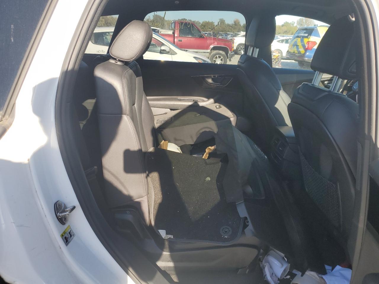 2017 Audi Q7 Premium VIN: WA1AHAF79HD043001 Lot: 91031795