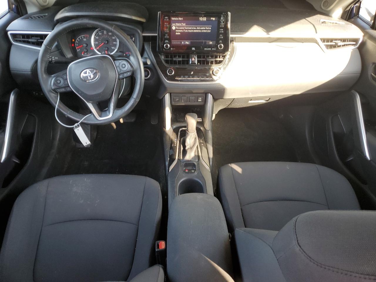 2022 Toyota Corolla Cross Le VIN: 7MUBAAAG5NV037188 Lot: 93534195