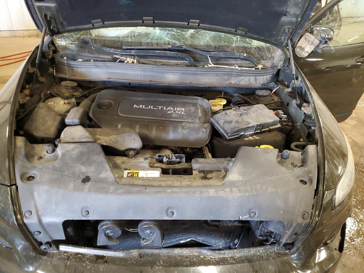 2016 Jeep Cherokee Latitude VIN: 1C4PJMCB6GW235039 Lot: 92290465