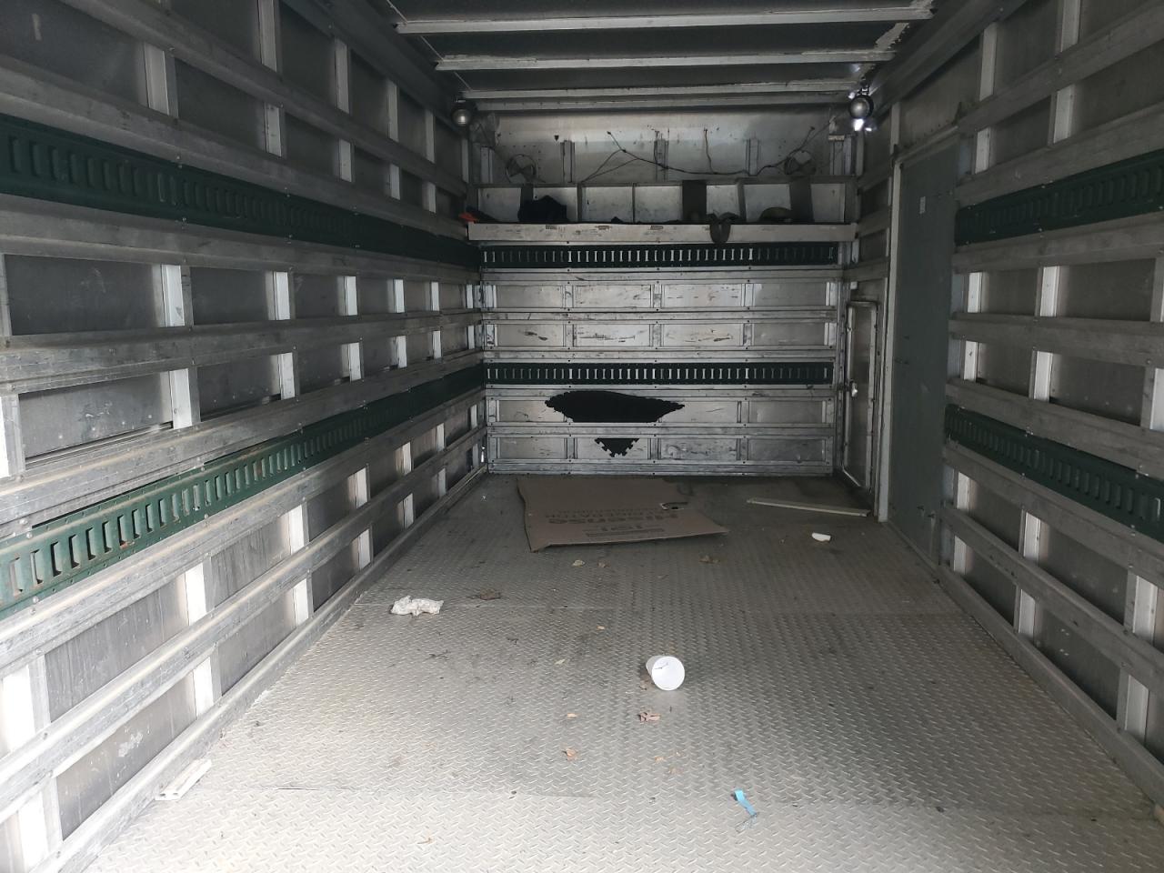 2002 Isuzu Nqr Box Truck VIN: JALE5B14527901572 Lot: 92935855