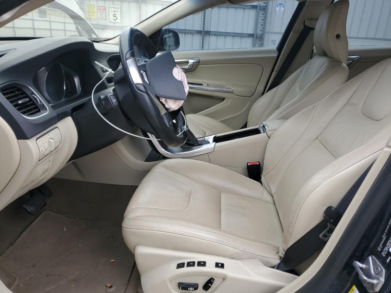 2014 Volvo S60 T5 VIN: YV1612FS5E2293573 Lot: 93339905