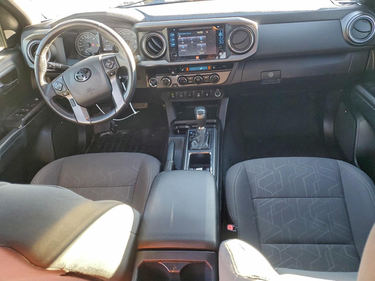 2017 Toyota Tacoma Double Cab VIN: 5TFCZ5AN0HX097665 Lot: 94592315