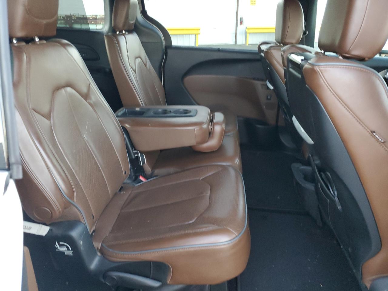 2017 Chrysler Pacifica Limited VIN: 2C4RC1GG0HR616306 Lot: 93327945