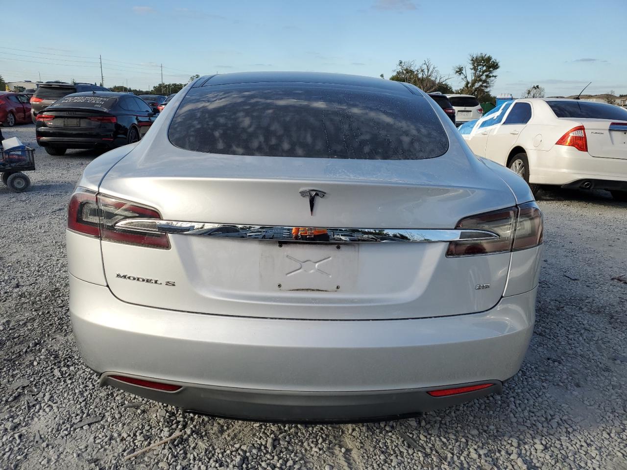 2014 Tesla Model S VIN: 5YJSA1H16EFP35647 Lot: 91348945