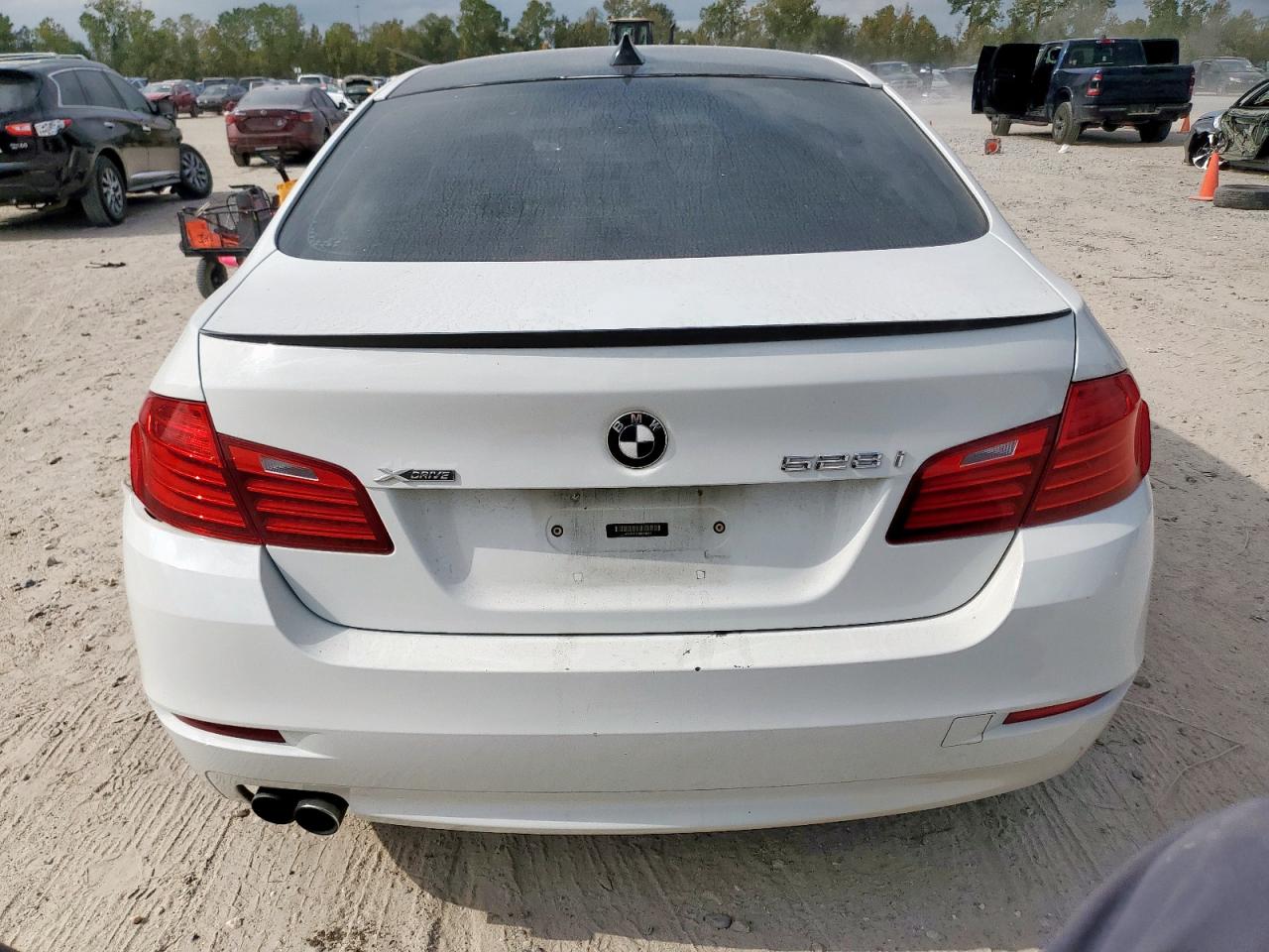 2014 BMW 528 Xi VIN: WBA5A7C51ED219341 Lot: 93571455
