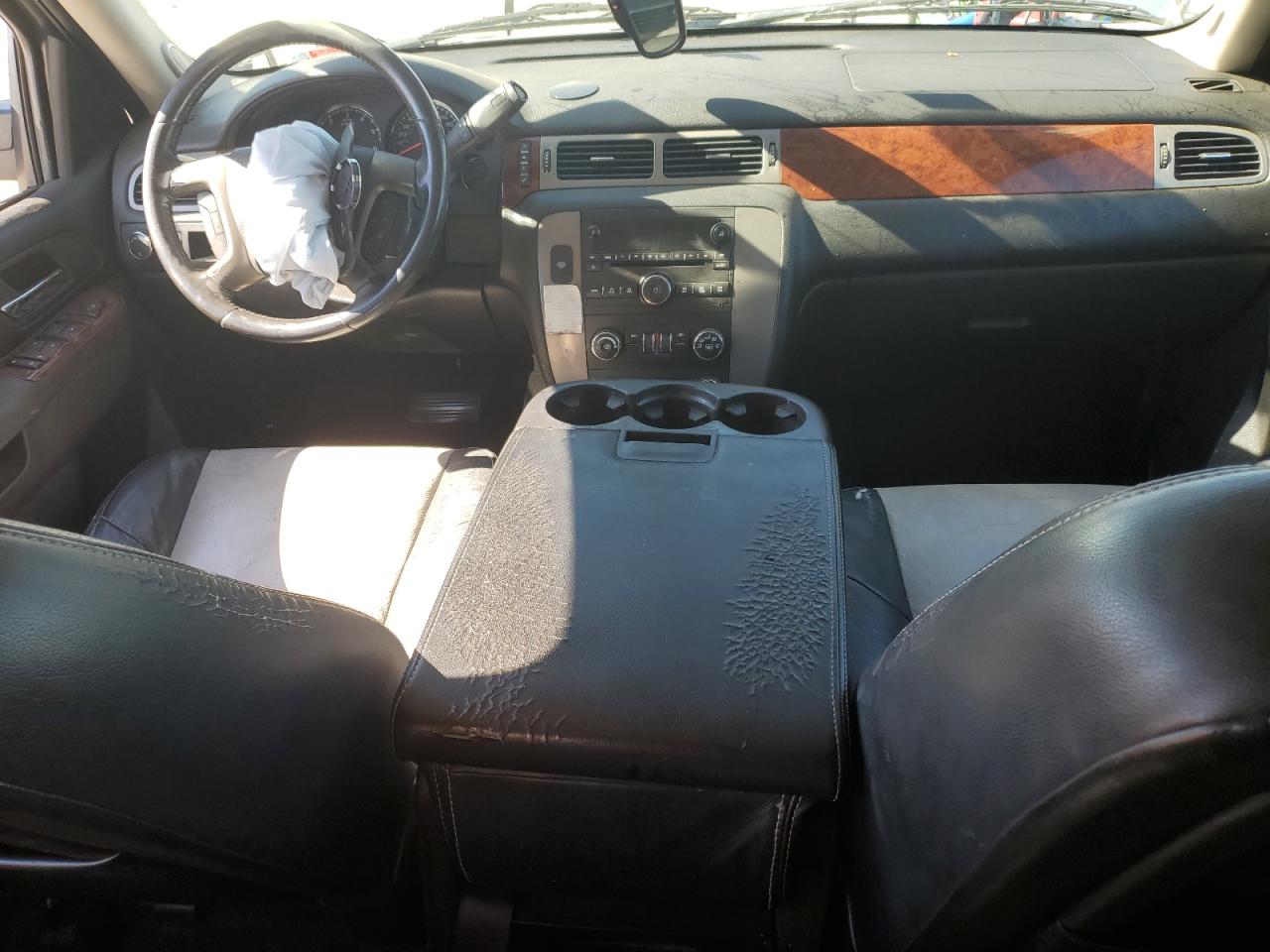 2011 GMC Yukon Xl C1500 Sle VIN: 1GKS1HE07BR329391 Lot: 91120935