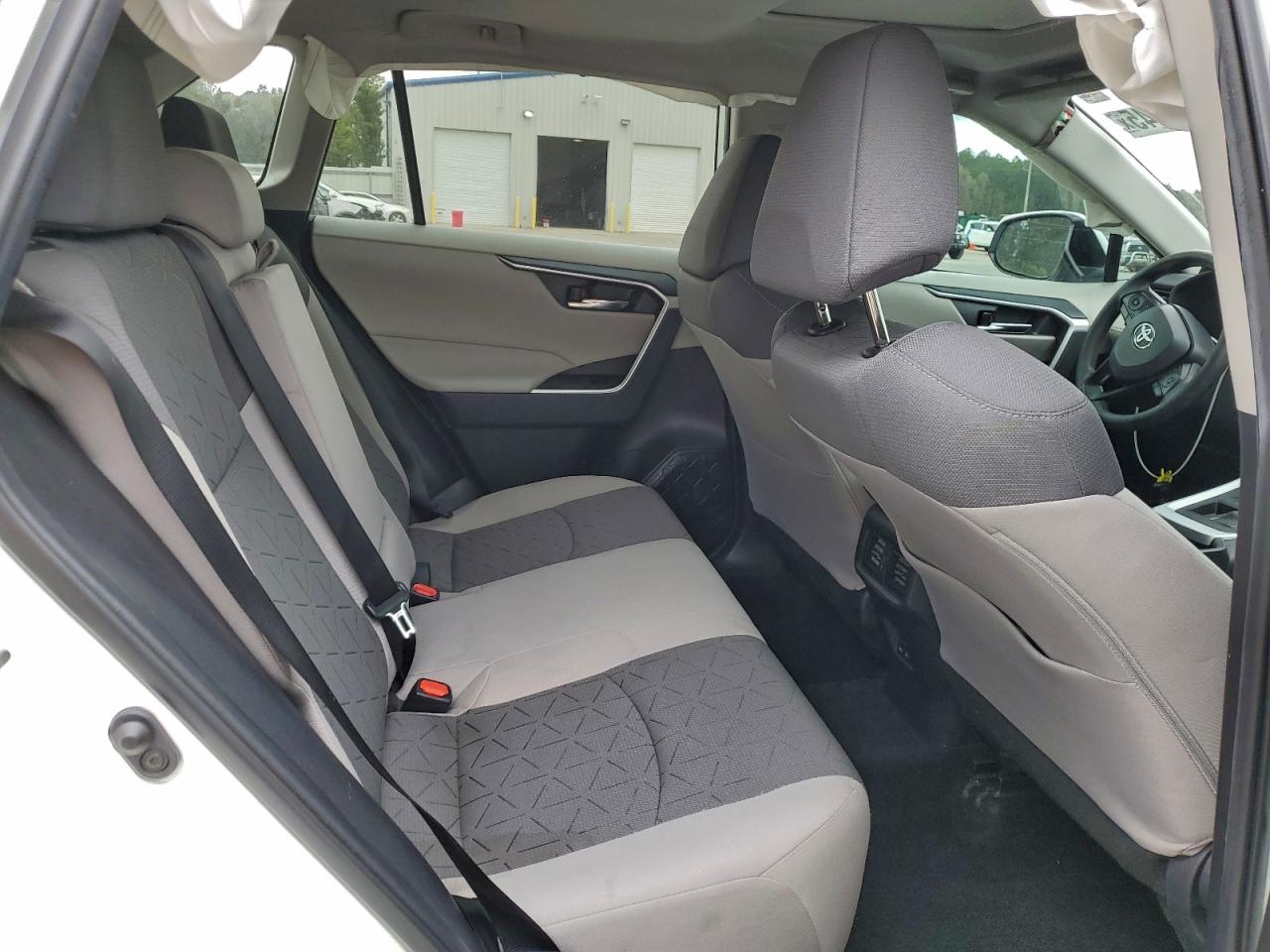 2022 Toyota Rav4 Xle VIN: 2T3W1RFV8NC186941 Lot: 93996545