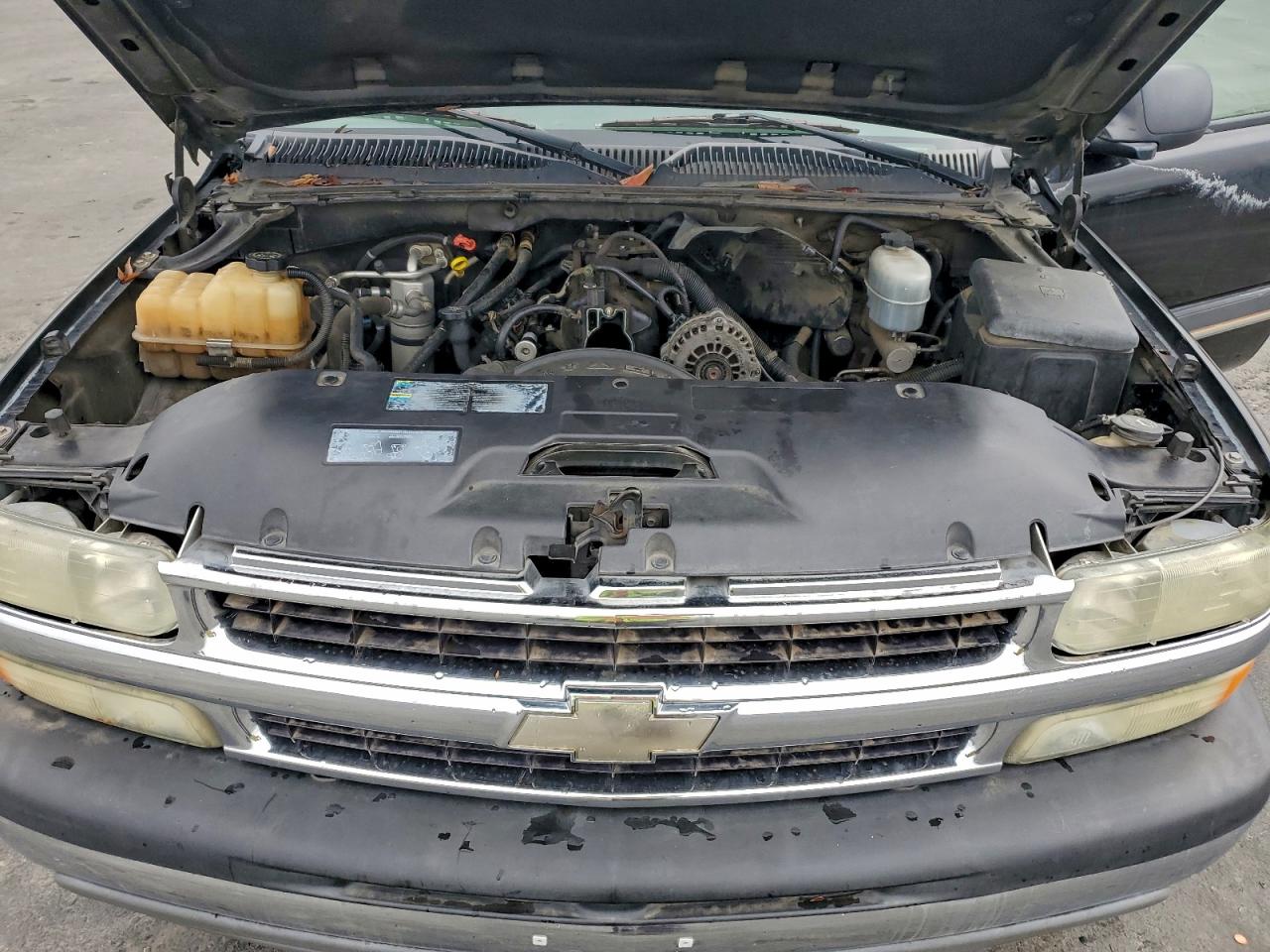 2004 Chevrolet Tahoe C1500 VIN: 1GNEC13V14J295191 Lot: 92752365