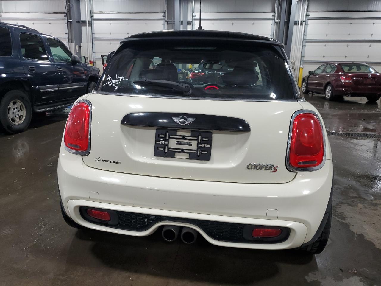 2016 Mini Cooper S VIN: WMWXP7C57G2A43744 Lot: 92483445