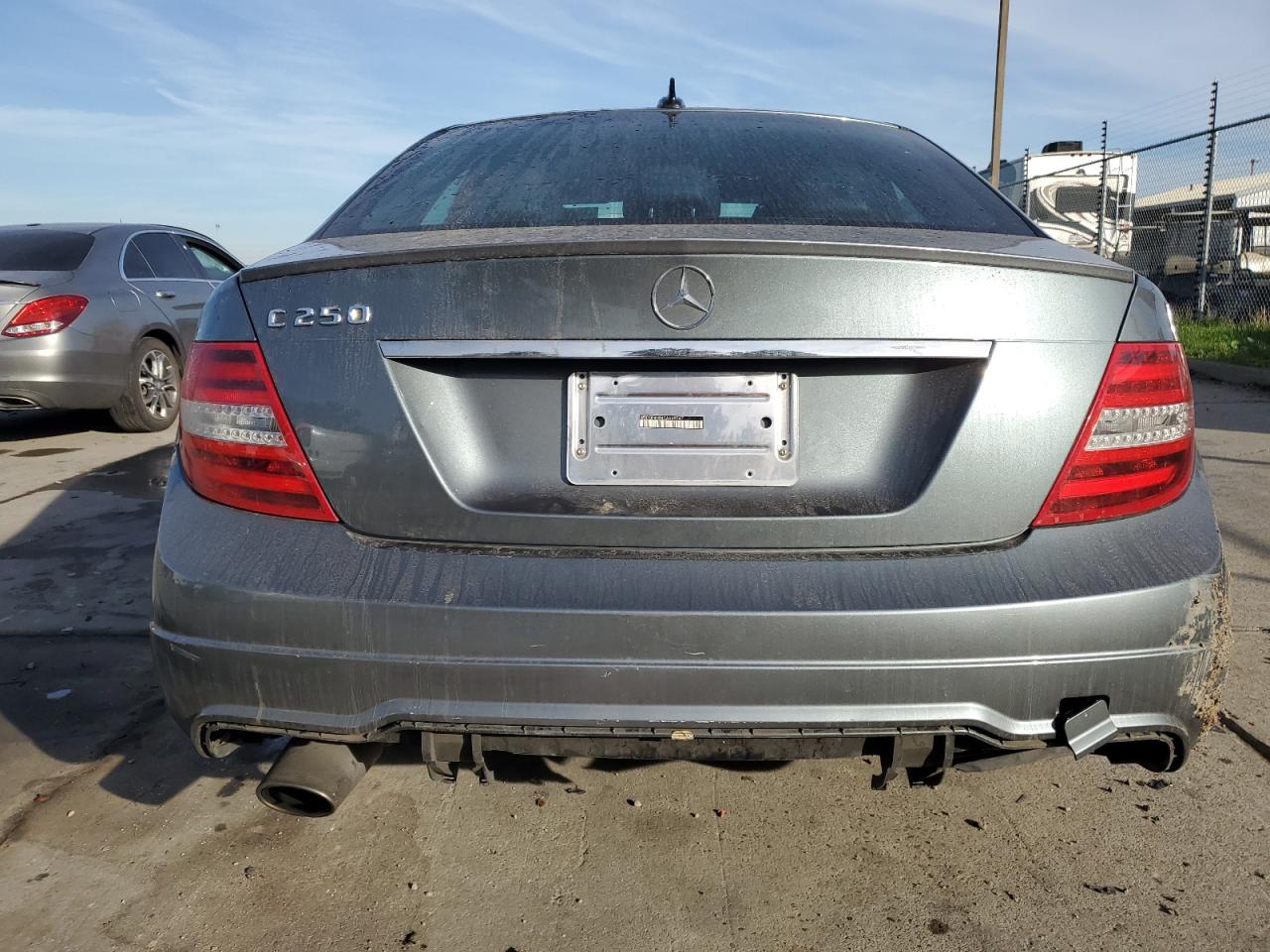 2012 Mercedes-Benz C 250 VIN: WDDGF4HB4CA669547 Lot: 91639295