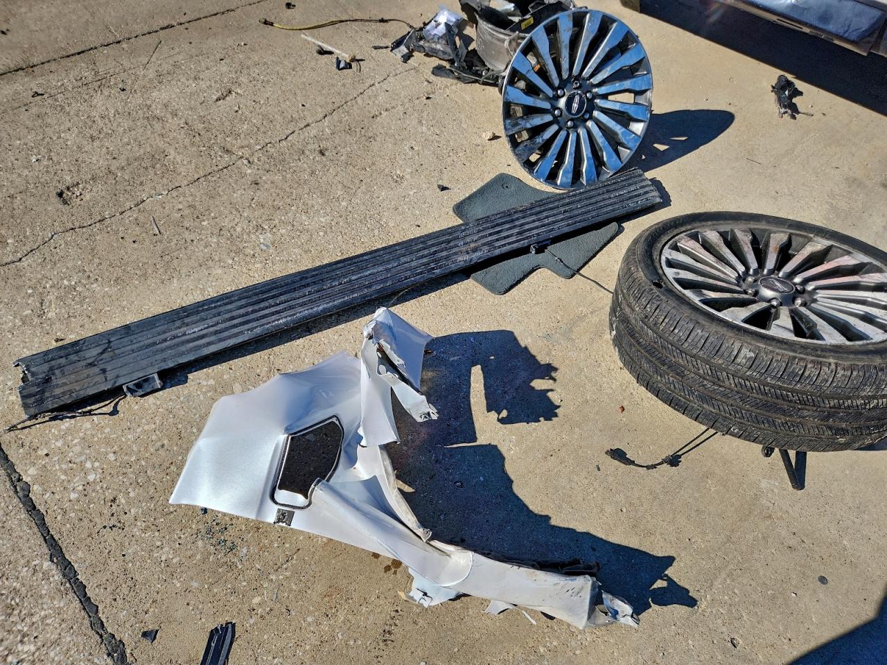 2019 Lincoln Navigator Reserve VIN: 5LMJJ2LT0KEL17455 Lot: 94320685