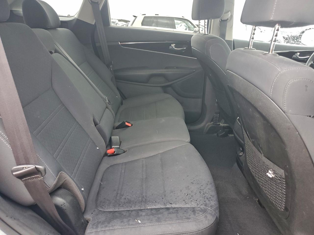 2019 Kia Sorento L VIN: 5XYPG4A39KG572336 Lot: 94091745