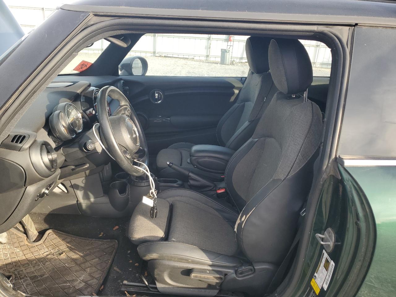 2015 Mini Cooper VIN: WMWXM5C59F3A97066 Lot: 92608575