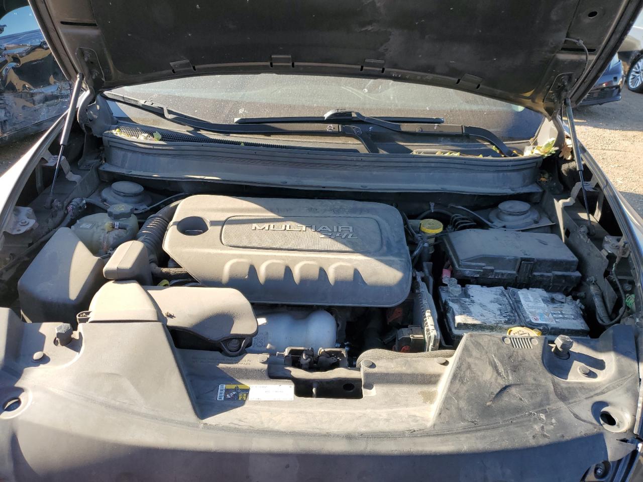 2016 Jeep Cherokee Latitude VIN: 1C4PJLCB5GW281682 Lot: 92090995